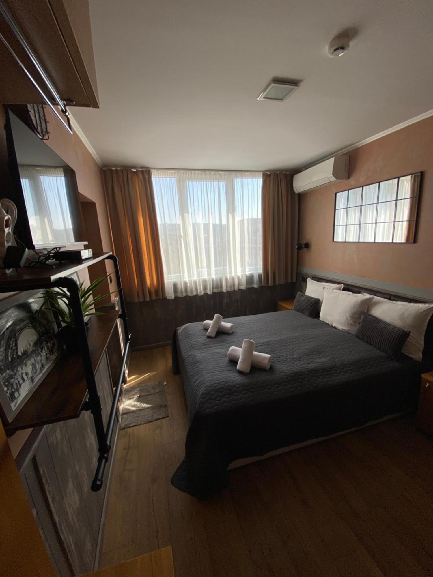 City Hotel Veliko Tărnovo Exterior foto